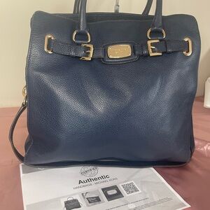 Authentic Michael Kors Purse!!! #041NCOA  Hamilton tote bag.
